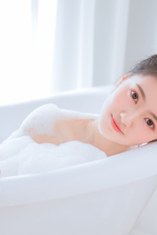 《女人的战争之肮脏的交易》2